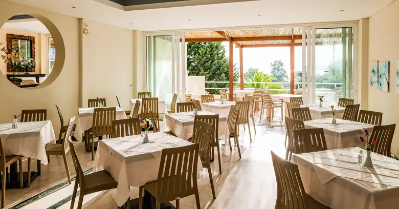 Breakfast served at Kanapitsa Mare Hotel